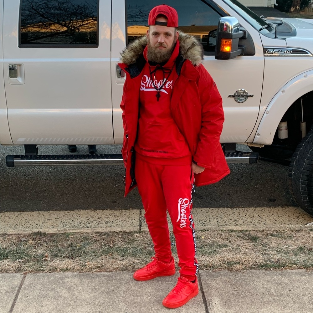 Meet your Posher, Taylor